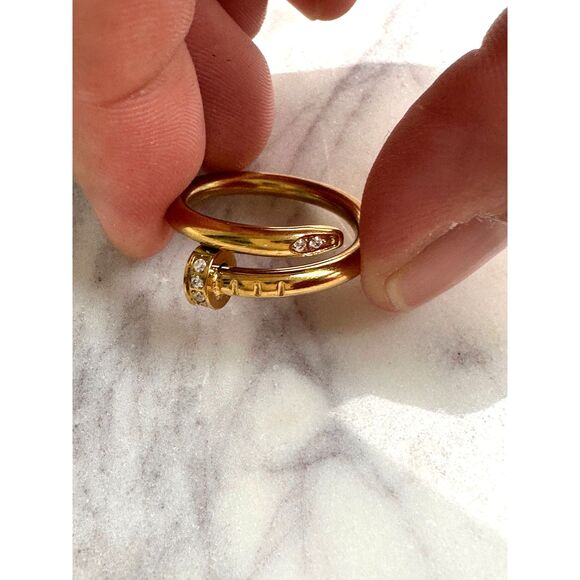 Gold Nail Zirconia Ring Band Size 6 - Picture 5 of 5